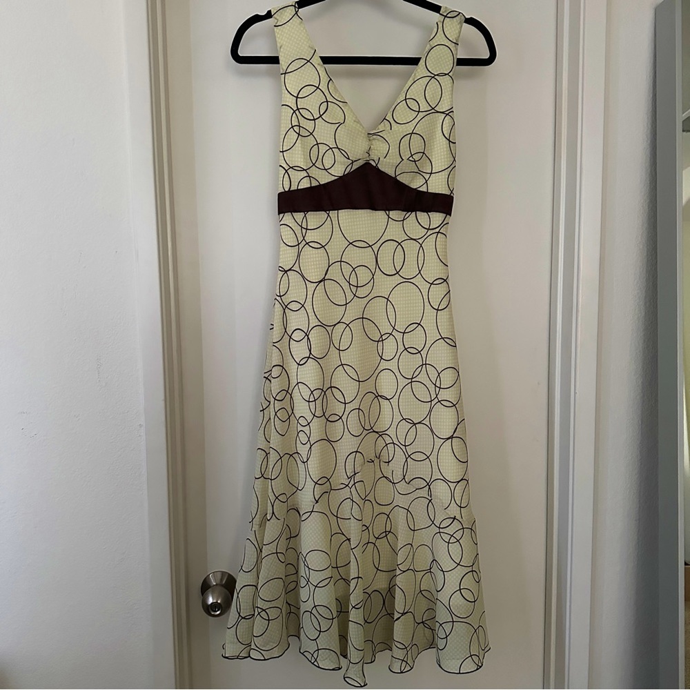 Juniors Dress Cream and Brown size 3